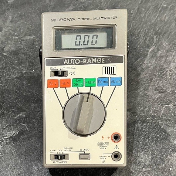 MICRONTA 22-192 DIGITAL MULTIMETER AUTO-RANGE Radio Shack Vintage 90s - Picture 1 of 6